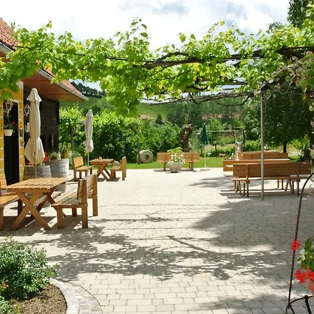 民宿 Weingut Primus Suedsteiermark