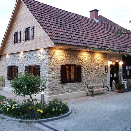 Weingut Primus Suedsteiermark 民宿 *