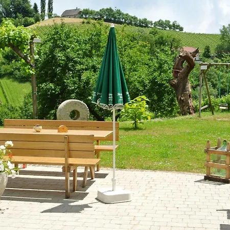 民宿 Weingut Primus Suedsteiermark