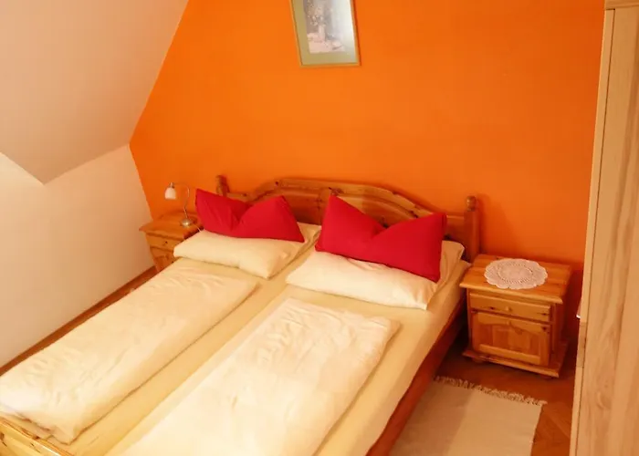 Weingut Primus Suedsteiermark Kwatera prywatna Spielfeld